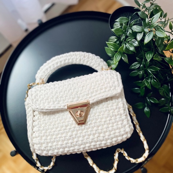 White Handmade bag/Crochet bag/Crochet handbag/Hand knitted bag/Shoulder bag - Picture 4 of 8